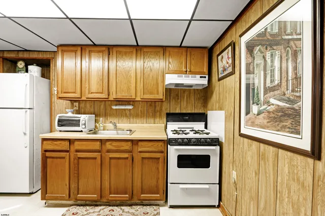 $1,799,900 | 811 Wesley Avenue, Ocean City, NJ 08226