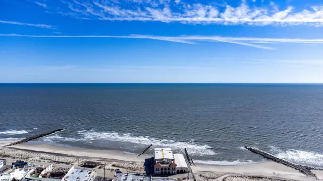 $1,799,900 | 811 Wesley Avenue, Ocean City, NJ 08226
