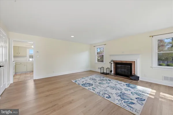 $2,275 | 110 Frazier Road, Warrenton, VA 20186