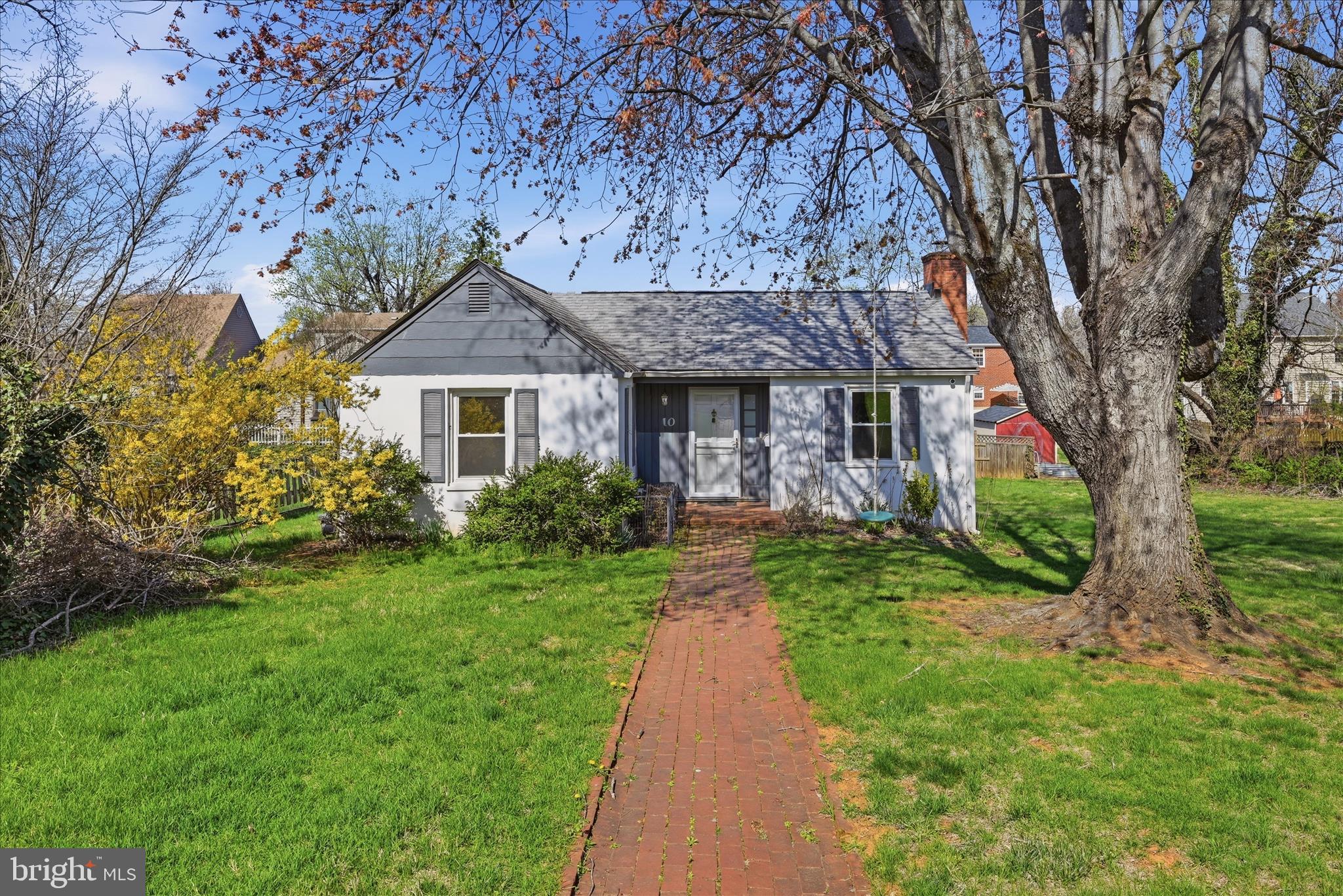 110 Frazier Road Warrenton, VA 20186 - Photo 2 of 34 Front Exterior