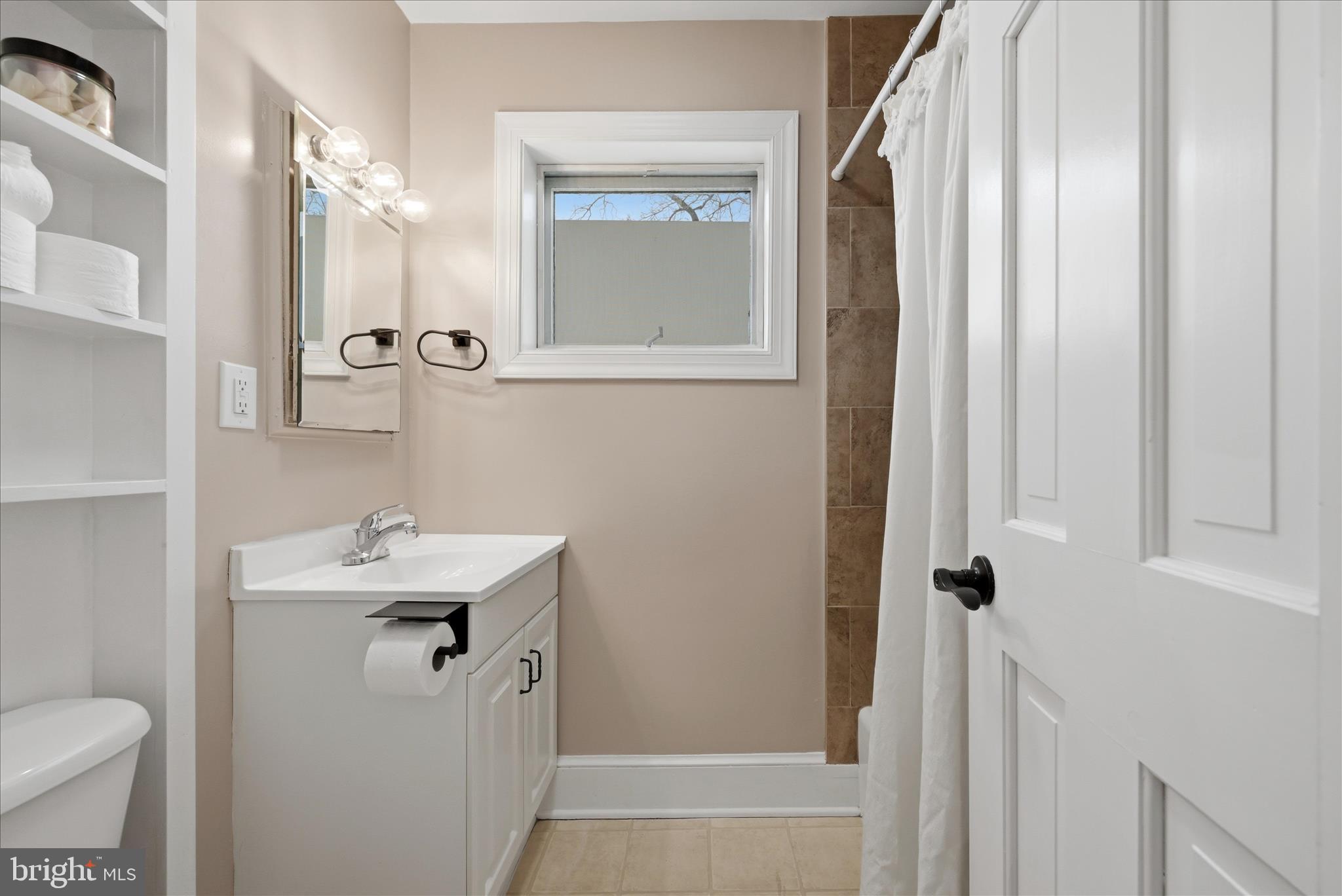 110 Frazier Road Warrenton, VA 20186 - Photo 26 of 34 Bathroom