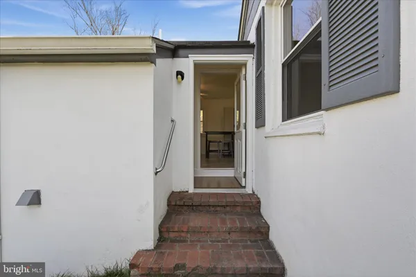 $2,275 | 110 Frazier Road, Warrenton, VA 20186