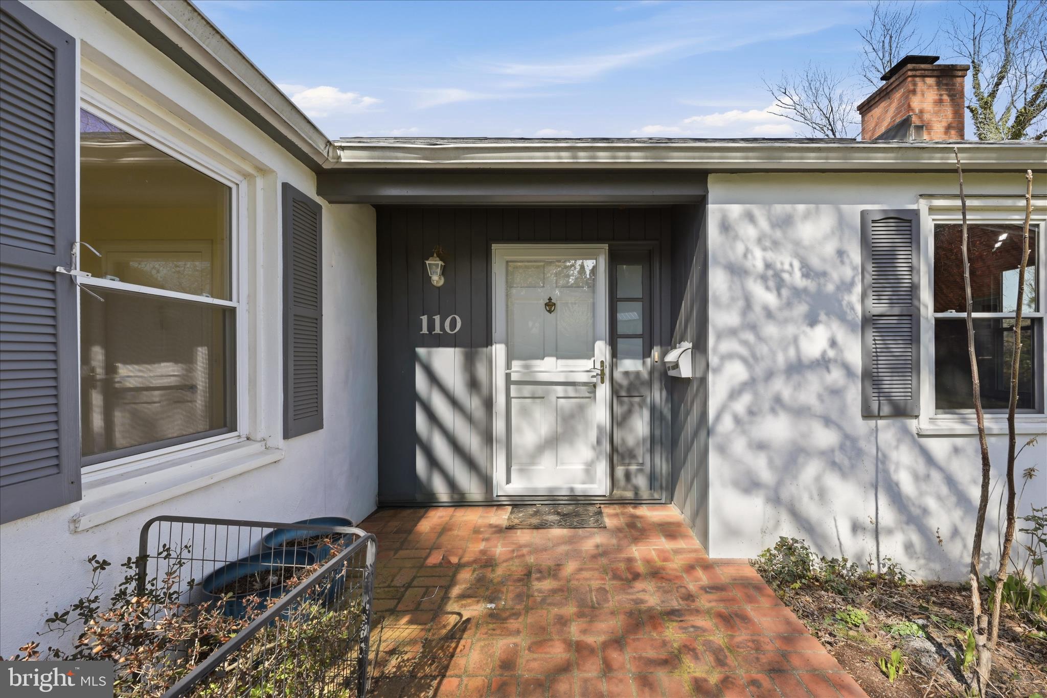 110 Frazier Road Warrenton, VA 20186 - Photo 7 of 34 Front Door