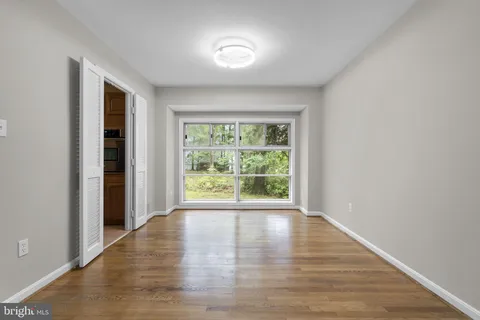 $900,000 | 1585 Kimblewick Road, Potomac, MD 20854