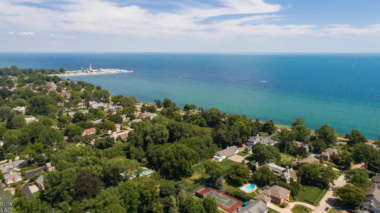 625 Lake Shore Road Grosse Pointe, MI 48236 - Photo 49 of 59 50021543-48.JPG