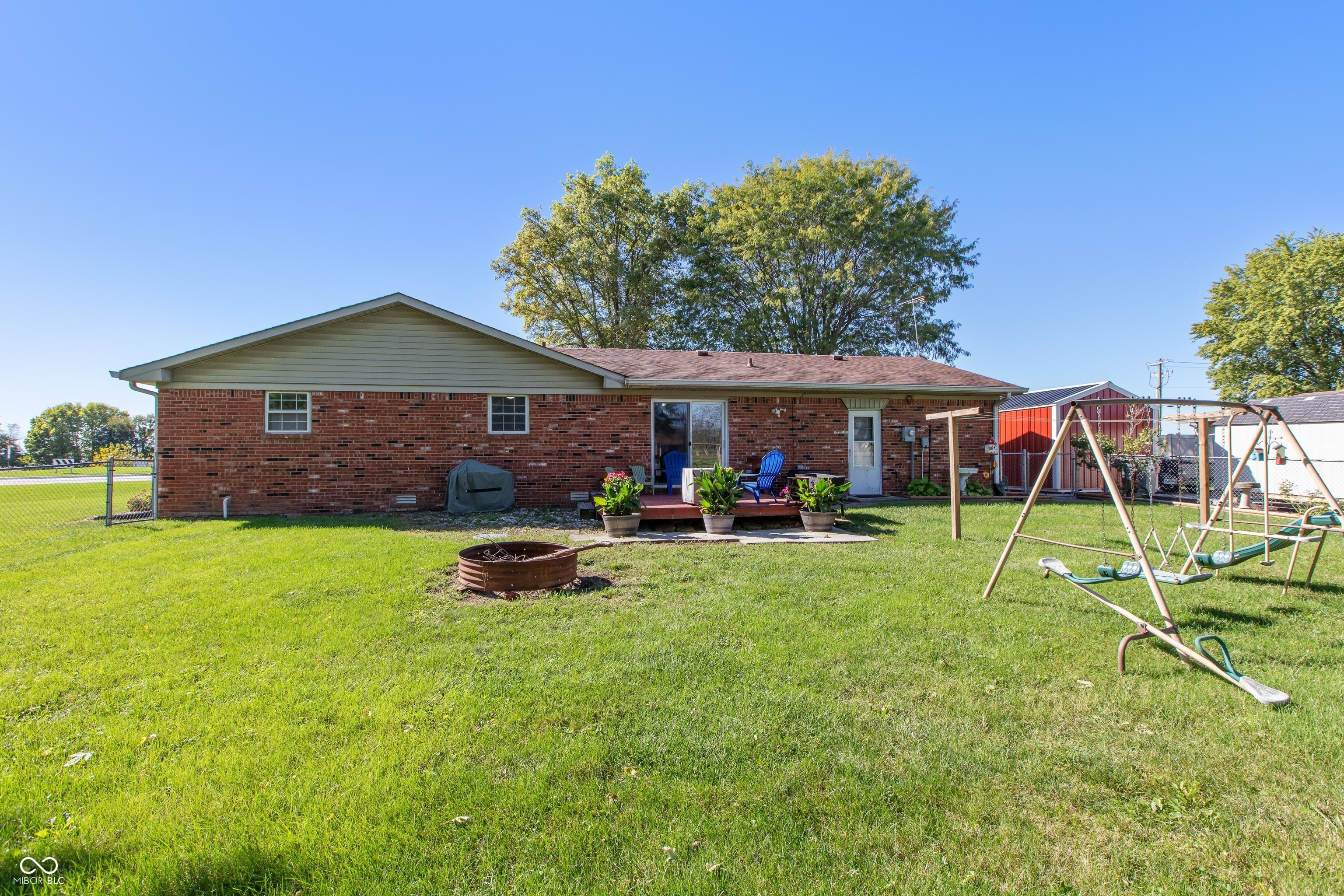 4021 Graham Road Whiteland, IN 46184 - Photo 22 of 28 Gallery Image 22