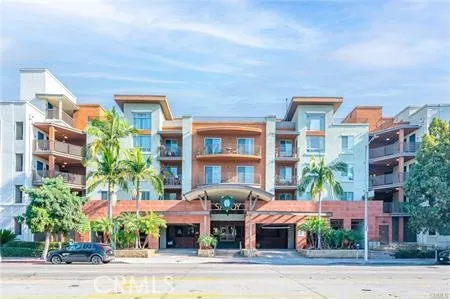 $3,290 | 100 South Alameda Street, Unit 148, Los Angeles, CA 90012