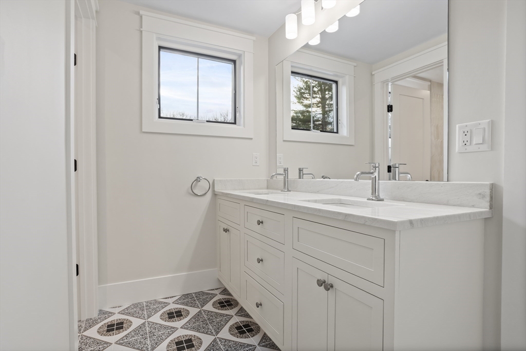 6 Parker Road Bedford, MA 01730 - Photo 24 of 38