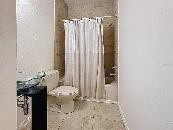 $2,695,000 | 19600 Highway 64, Bradenton, FL 34211