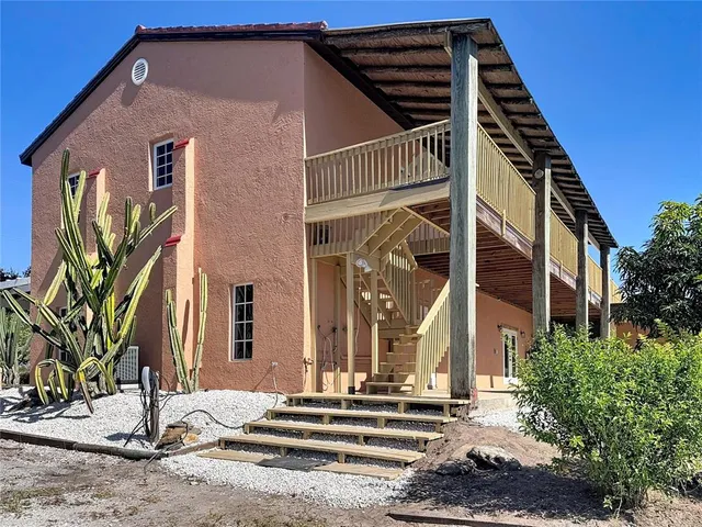 $2,695,000 | 19600 Highway 64, Bradenton, FL 34211