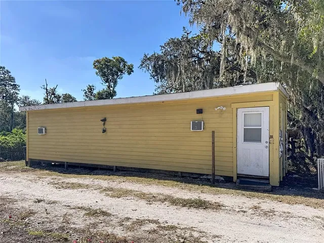 $2,695,000 | 19600 Highway 64, Bradenton, FL 34211