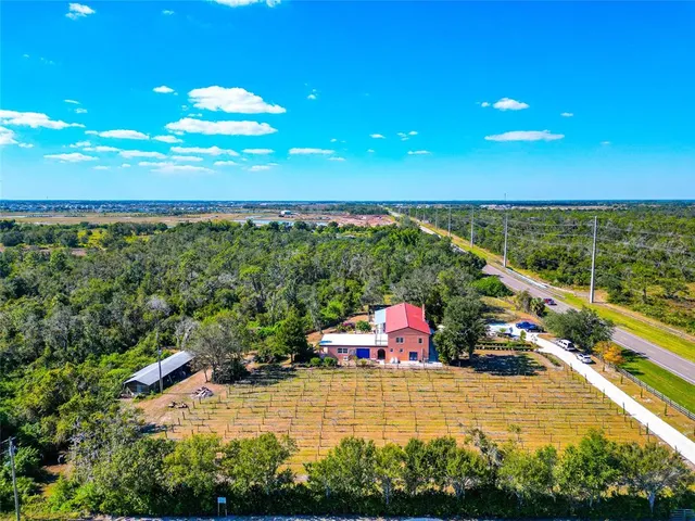 $2,695,000 | 19600 Highway 64, Bradenton, FL 34211