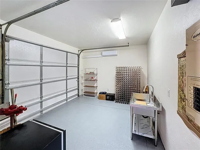 $2,695,000 | 19600 Highway 64, Bradenton, FL 34211