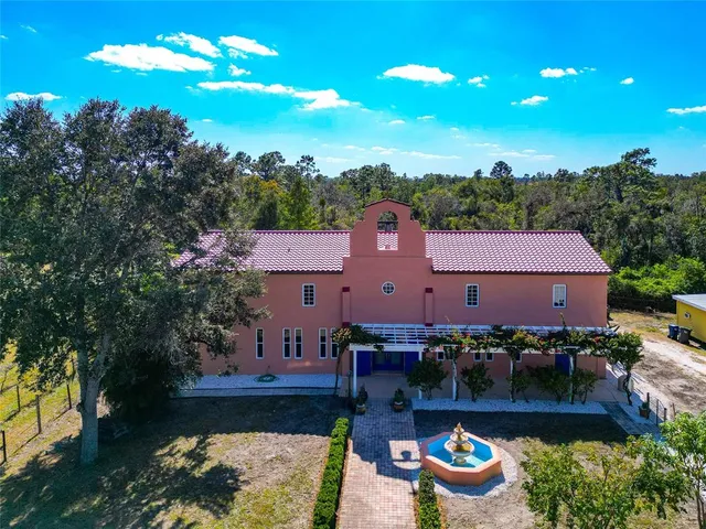 $2,695,000 | 19600 Highway 64, Bradenton, FL 34211