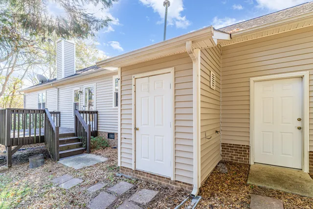 $290,000 | 403 Garrison Avenue, Clayton, NC 27520