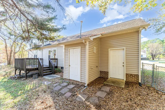 $290,000 | 403 Garrison Avenue, Clayton, NC 27520