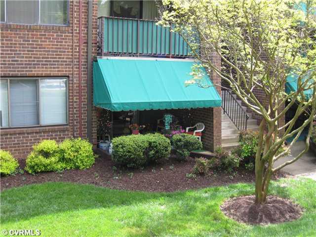 1507 Largo Road, Unit 101 Richmond, VA 23238 - Photo 1 of 5 Living Room