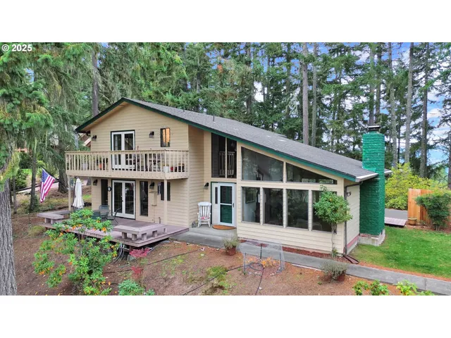 $489,900 | 1853 Ridge Water Drive, Sutherlin, OR 97479