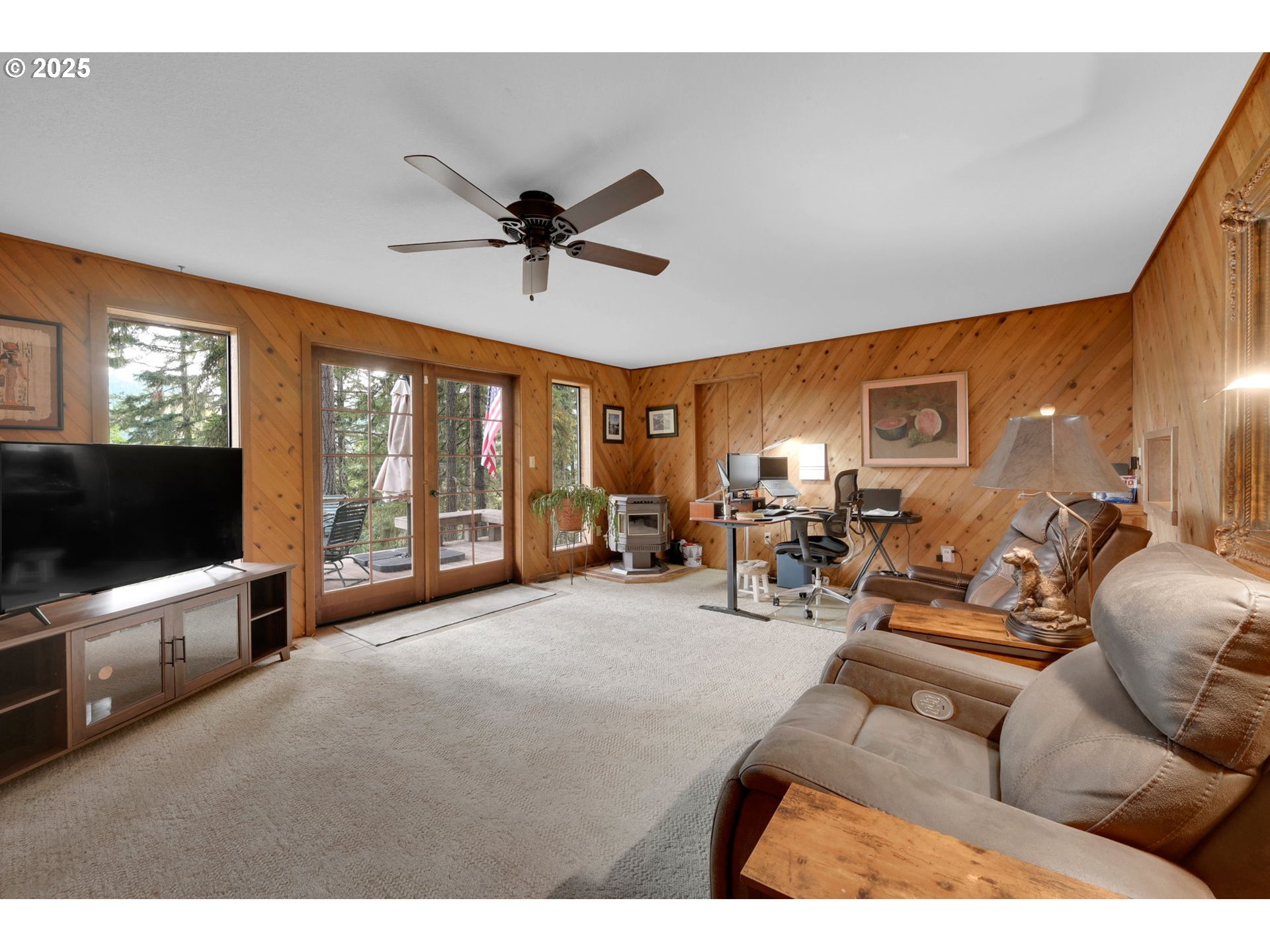 1853 Ridge Water Drive Sutherlin, OR 97479 - Photo 14 of 46