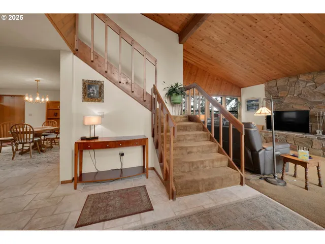 $489,900 | 1853 Ridge Water Drive, Sutherlin, OR 97479