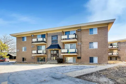 $122,000 | 7410 West 111th Street, Unit 310, Worth, IL 60482