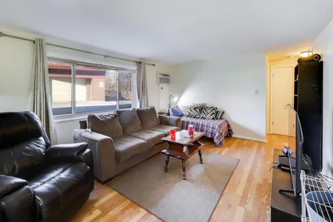 $122,000 | 7410 West 111th Street, Unit 310, Worth, IL 60482