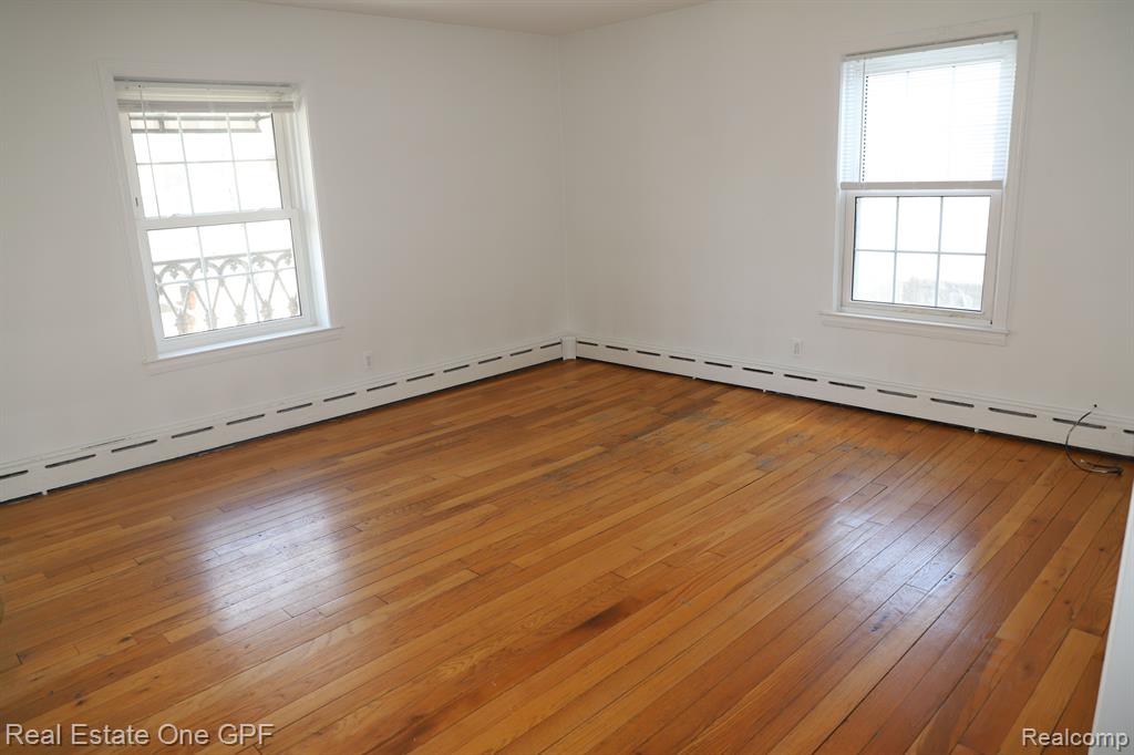 271 West Maple Road, Unit 2 Birmingham, MI 48009 - Photo 6 of 10