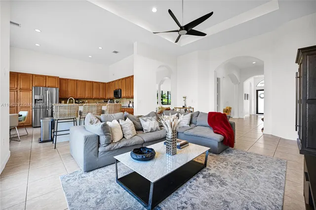 $5,950 | 7565 Southwest 190th Street, Cutler Bay, FL 33157