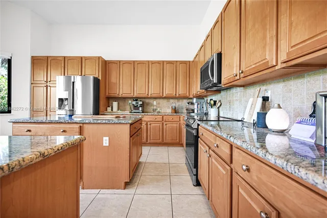 $5,950 | 7565 Southwest 190th Street, Cutler Bay, FL 33157