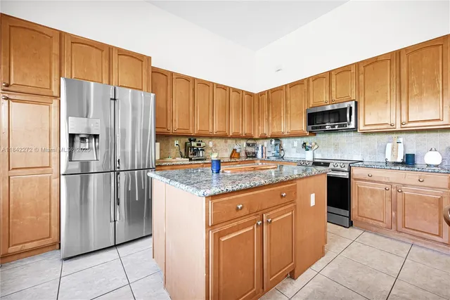 $5,950 | 7565 Southwest 190th Street, Cutler Bay, FL 33157