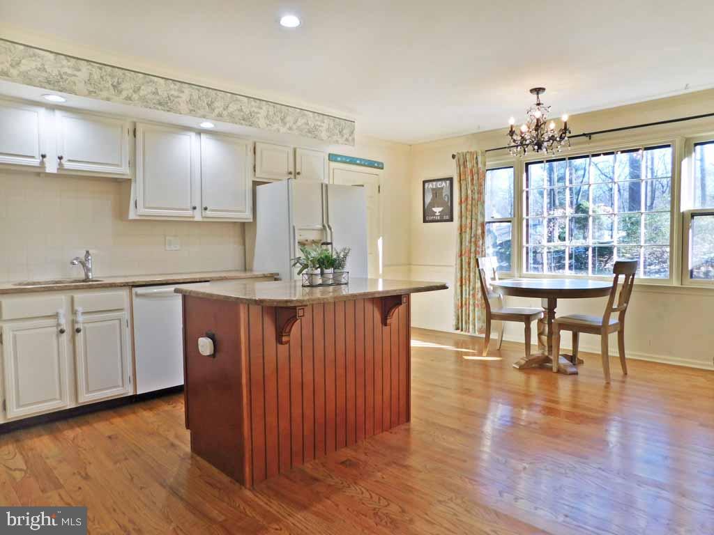 3402 Sawmill Road Newtown Square, PA 19073 - Photo 8 of 32