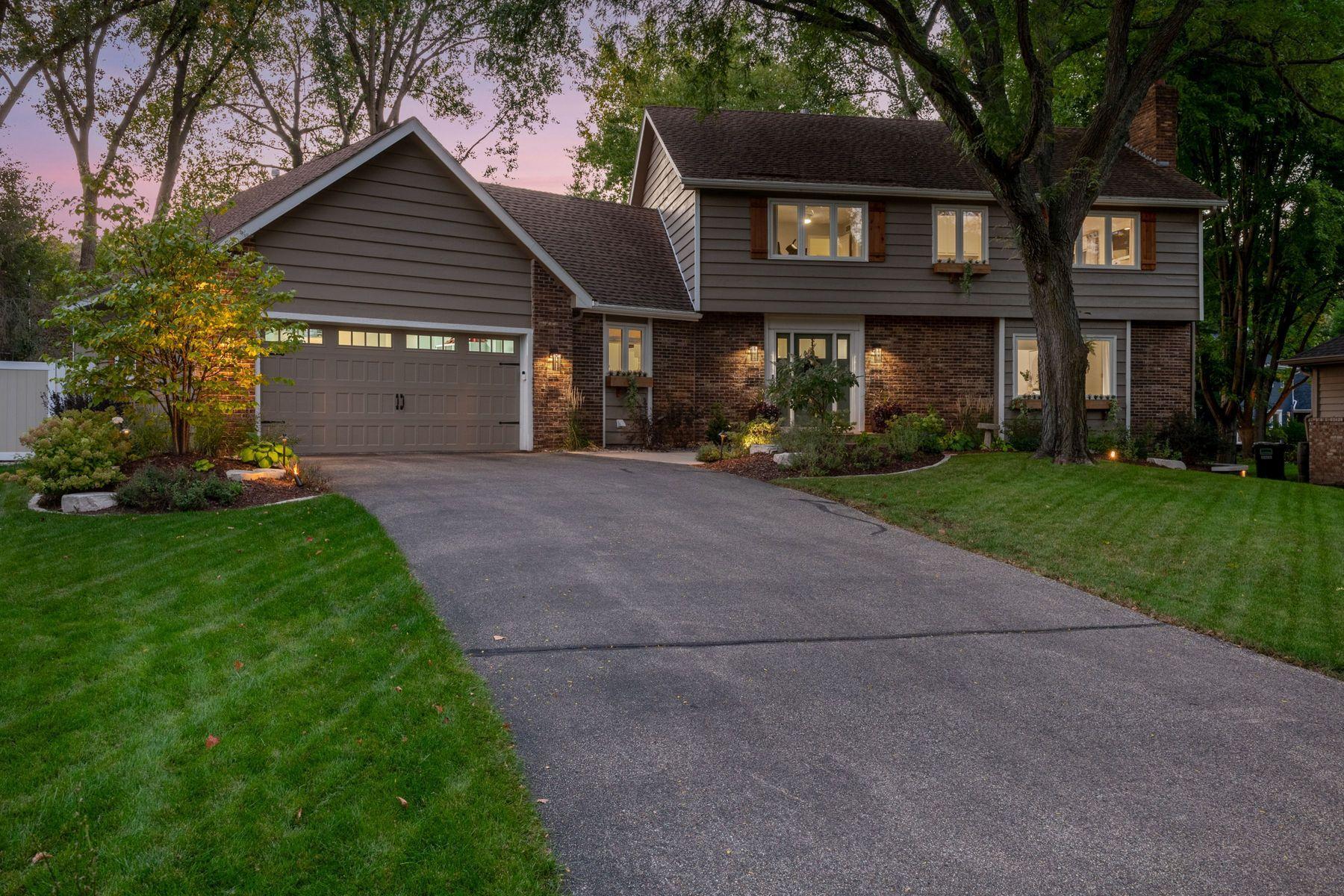 8722 Sandro Road Bloomington, MN 55438 - Photo 5 of 97 Gallery Image 5