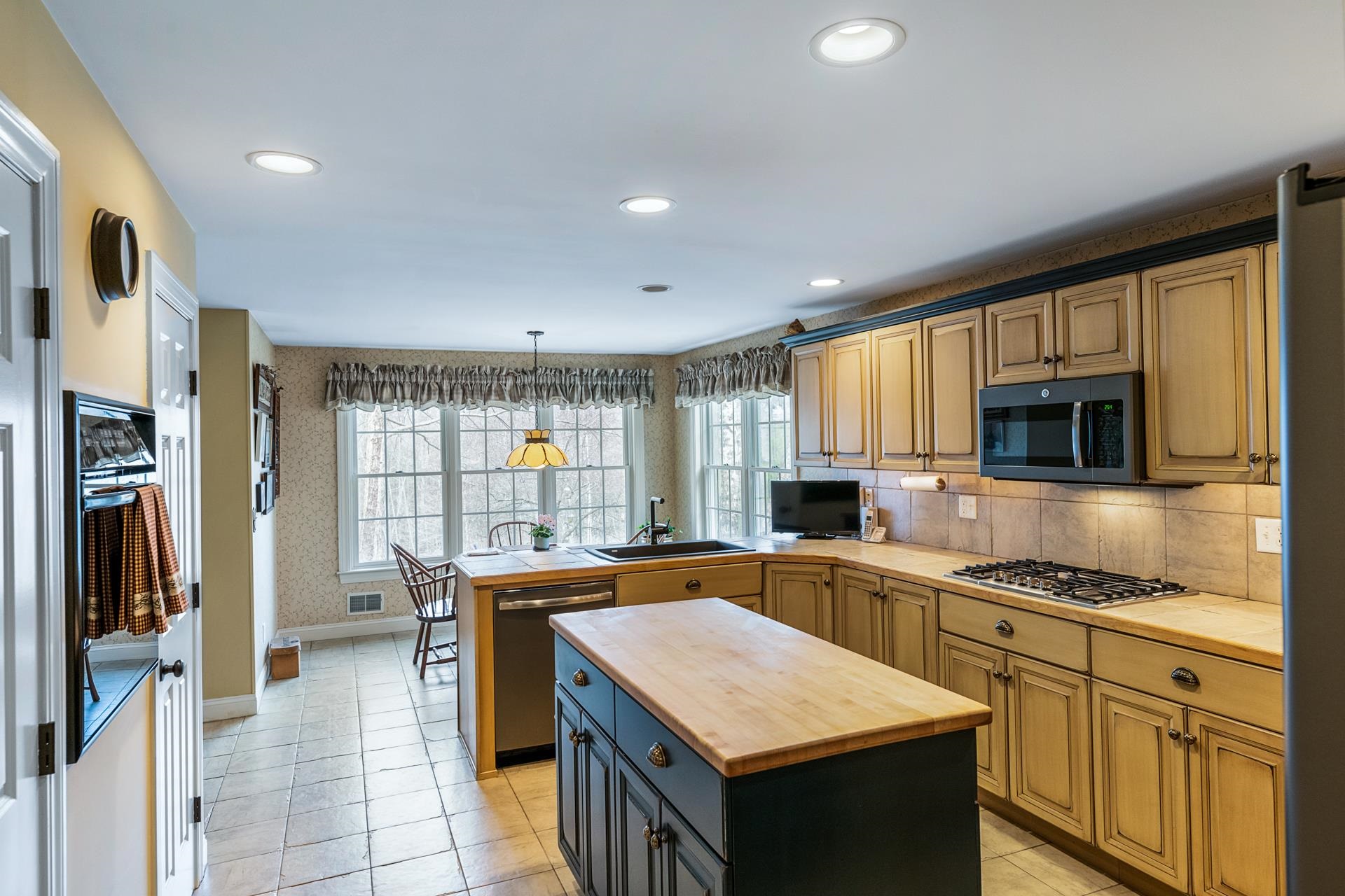 114 North Mason Road Brookline, NH 03033 - Photo 22 of 40