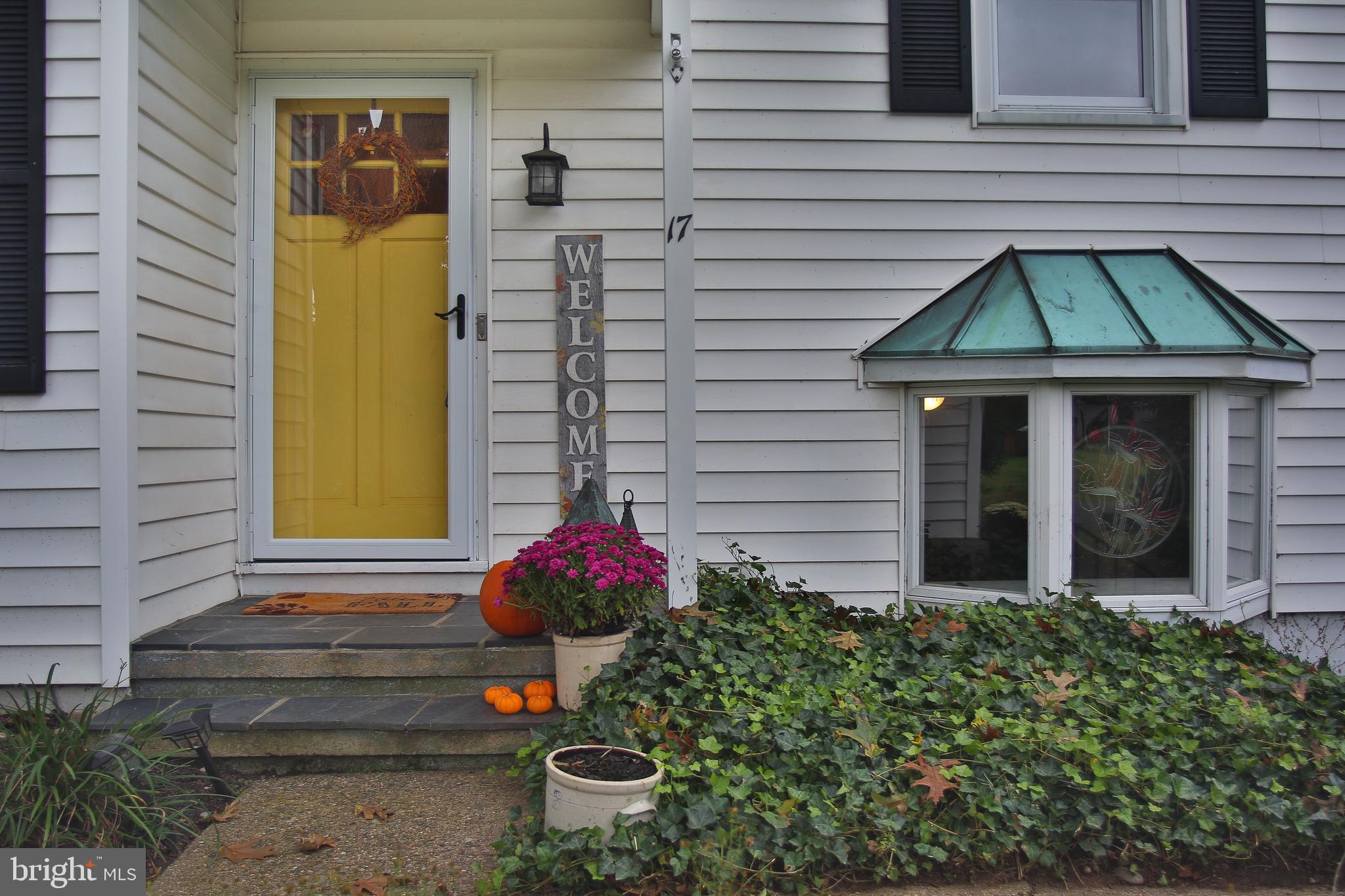 17 Ardsley Road Yardley, PA 19067 - Photo 2 of 20 Front