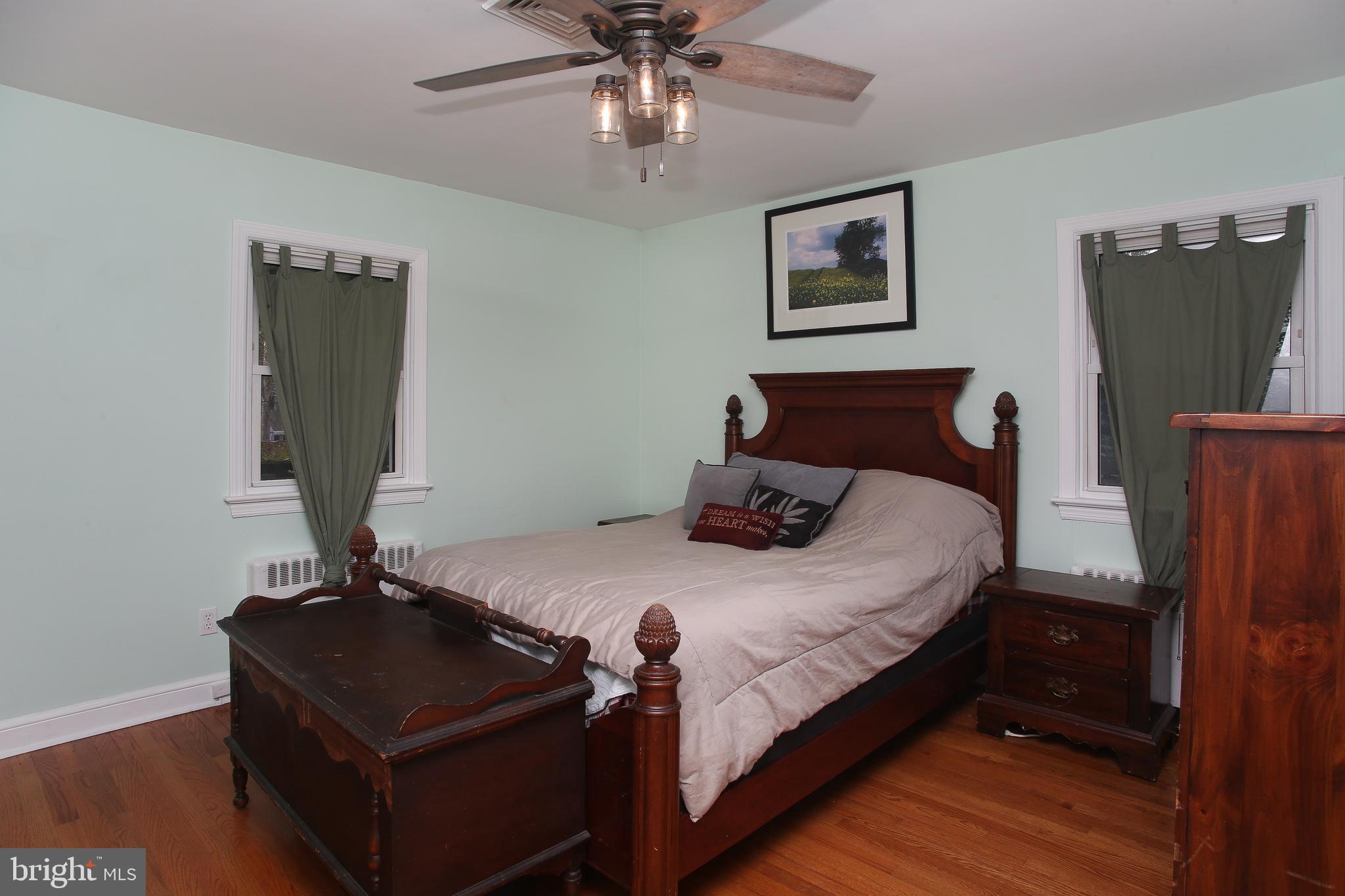 17 Ardsley Road Yardley, PA 19067 - Photo 15 of 20 Bedroom