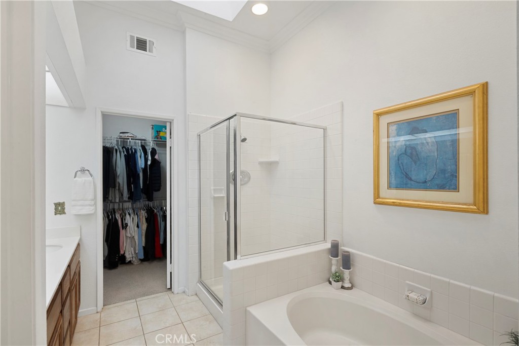 686 Azure Lane, Unit 2 Corona, CA 92879 - Photo 13 of 31