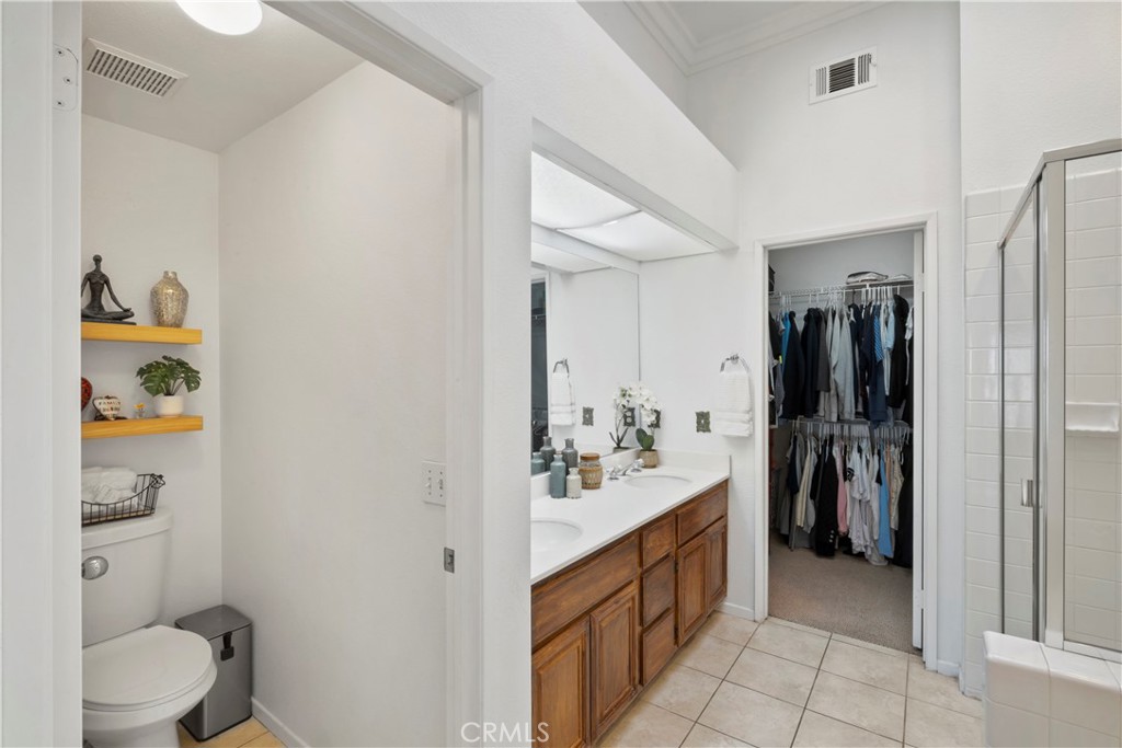 686 Azure Lane, Unit 2 Corona, CA 92879 - Photo 14 of 31