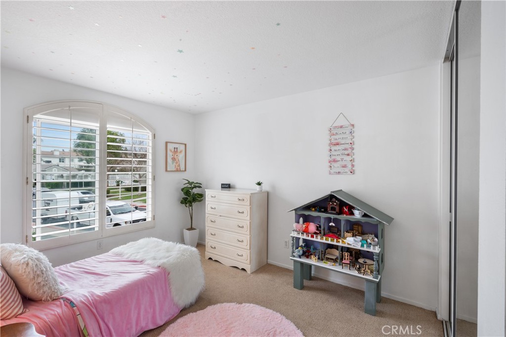 686 Azure Lane, Unit 2 Corona, CA 92879 - Photo 16 of 31