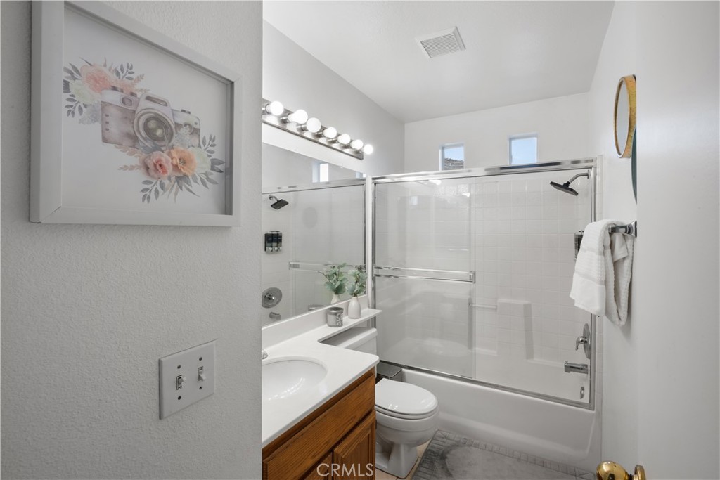 686 Azure Lane, Unit 2 Corona, CA 92879 - Photo 21 of 31