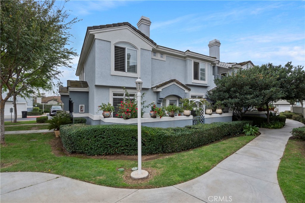 686 Azure Lane, Unit 2 Corona, CA 92879 - Photo 27 of 31