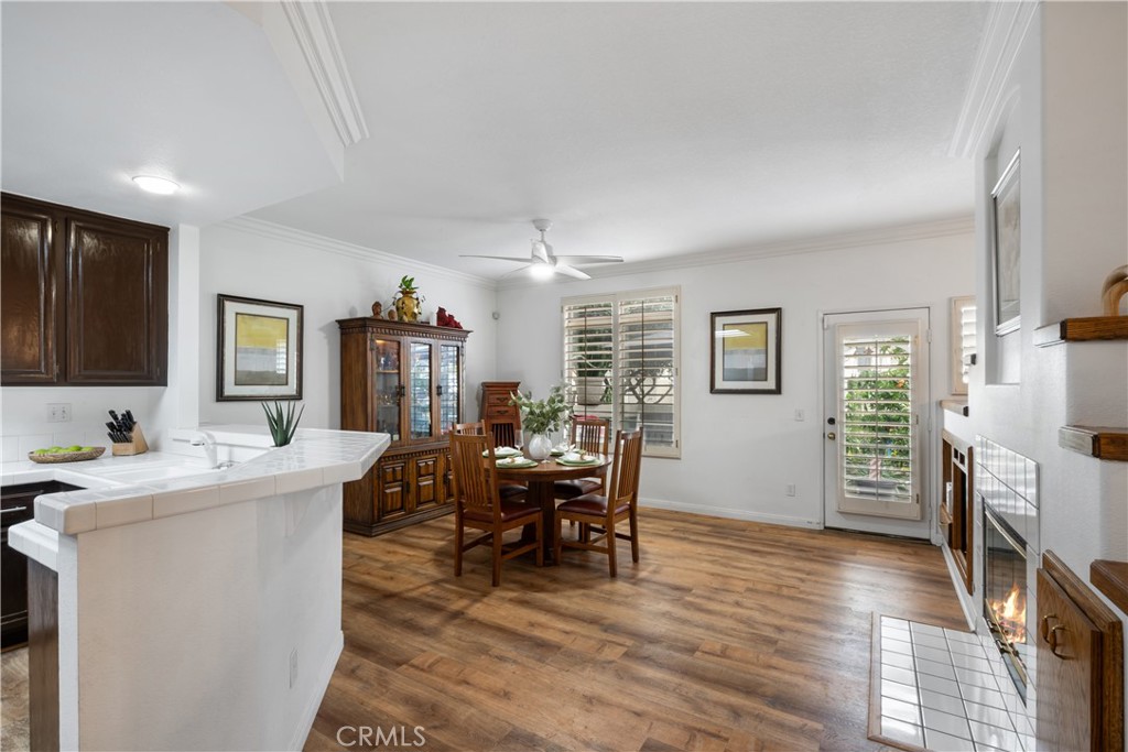 686 Azure Lane, Unit 2 Corona, CA 92879 - Photo 6 of 31