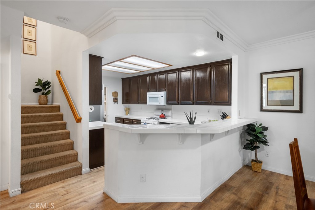 686 Azure Lane, Unit 2 Corona, CA 92879 - Photo 8 of 31