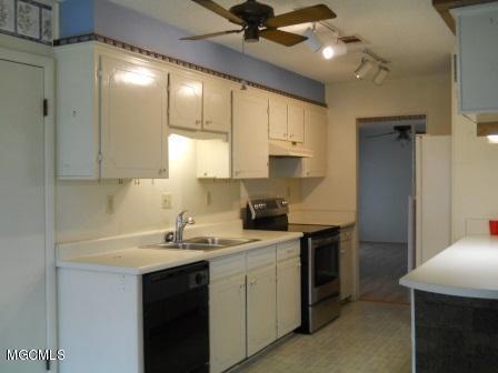 20187 Pineville Road Long Beach, MS 39560 - Photo 3 of 27 Kitchen