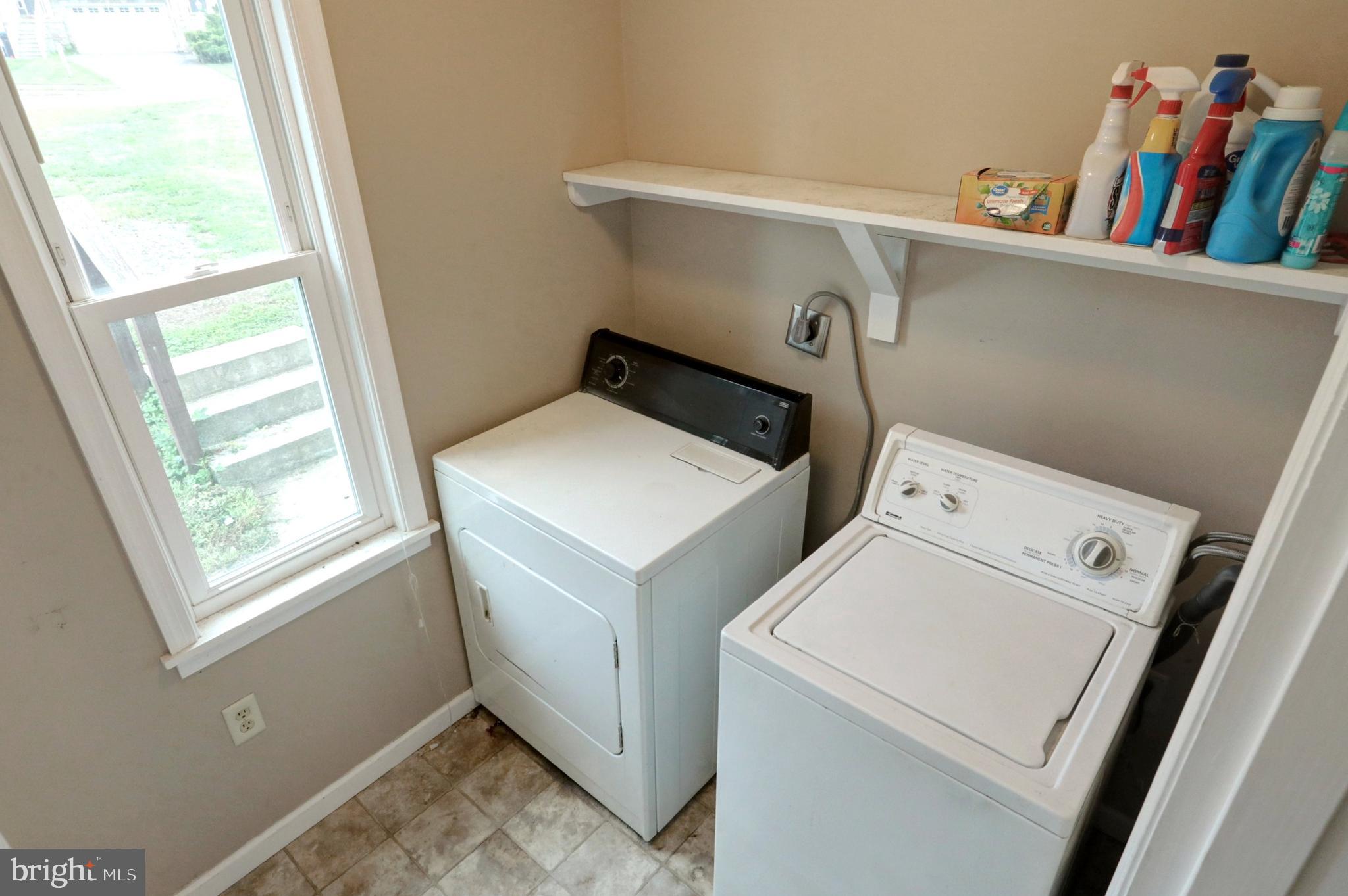105 Kendale Road Red Lion, PA 17356 - Photo 22 of 40 Main Floor Laundry