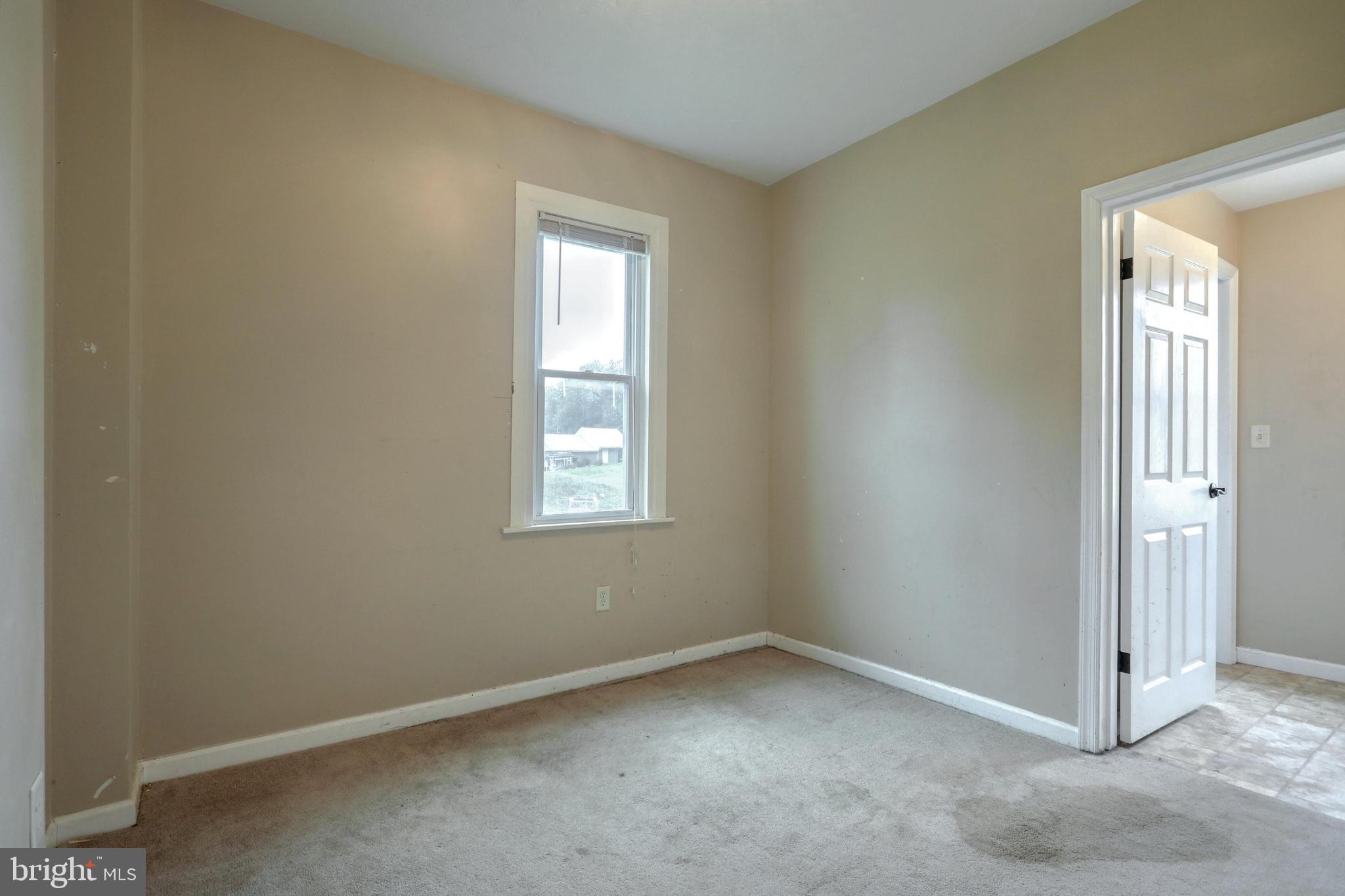 105 Kendale Road Red Lion, PA 17356 - Photo 24 of 40 Main Floor Office/Den
