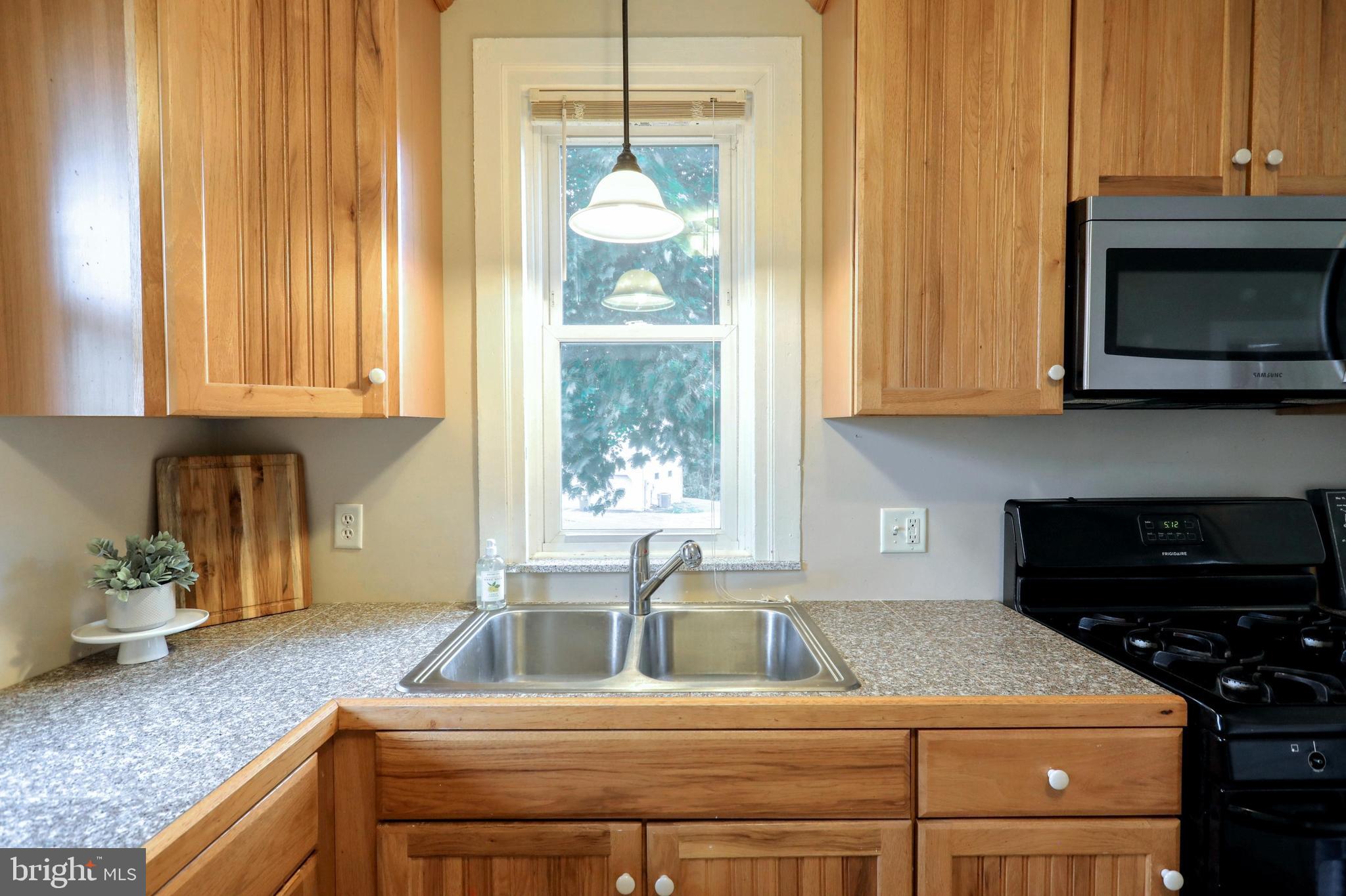 105 Kendale Road Red Lion, PA 17356 - Photo 7 of 40 Gallery Image 7