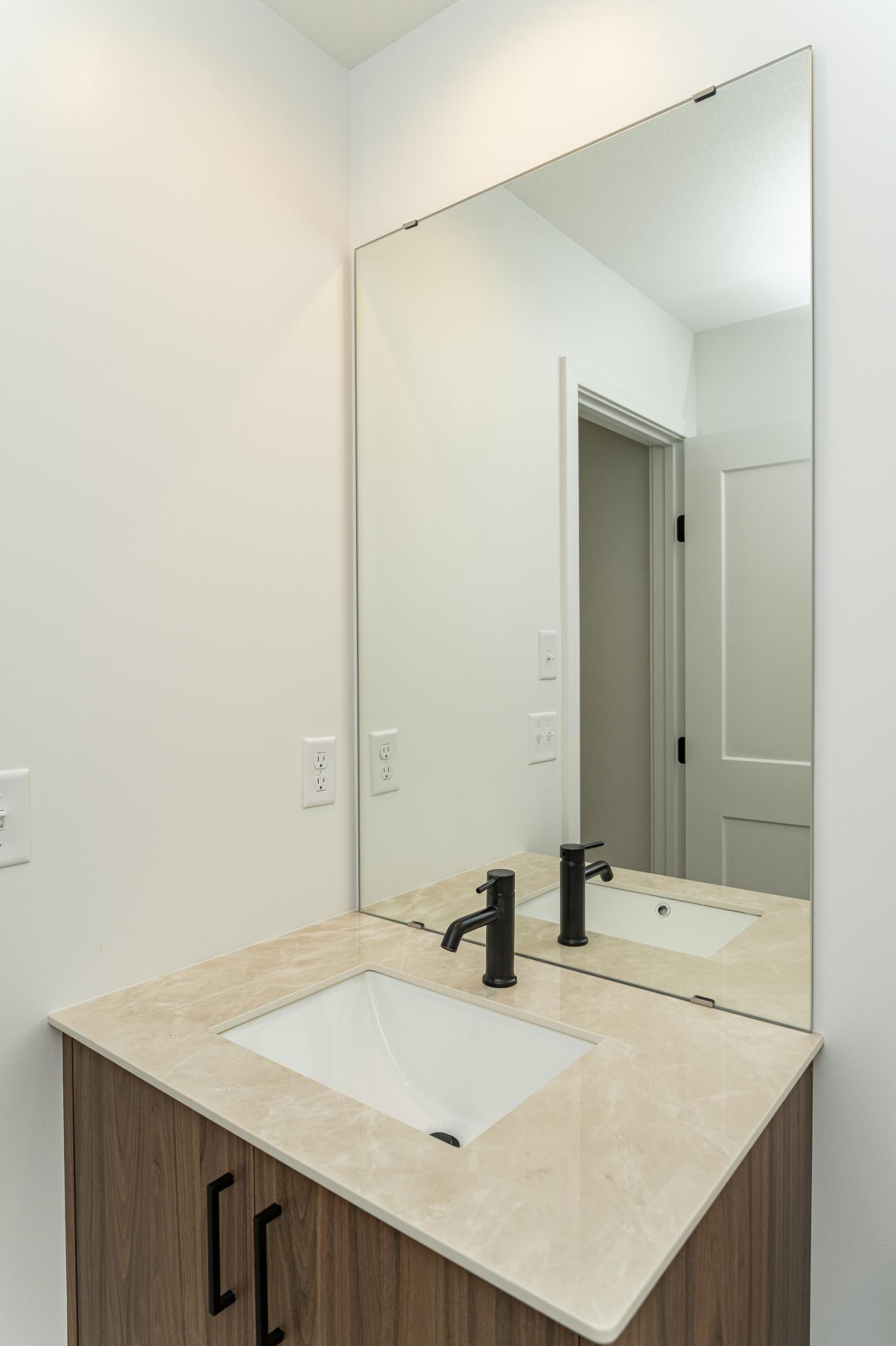 1085 Century Village Lane Northeast Rochester, MN 55906 - Photo 18 of 23