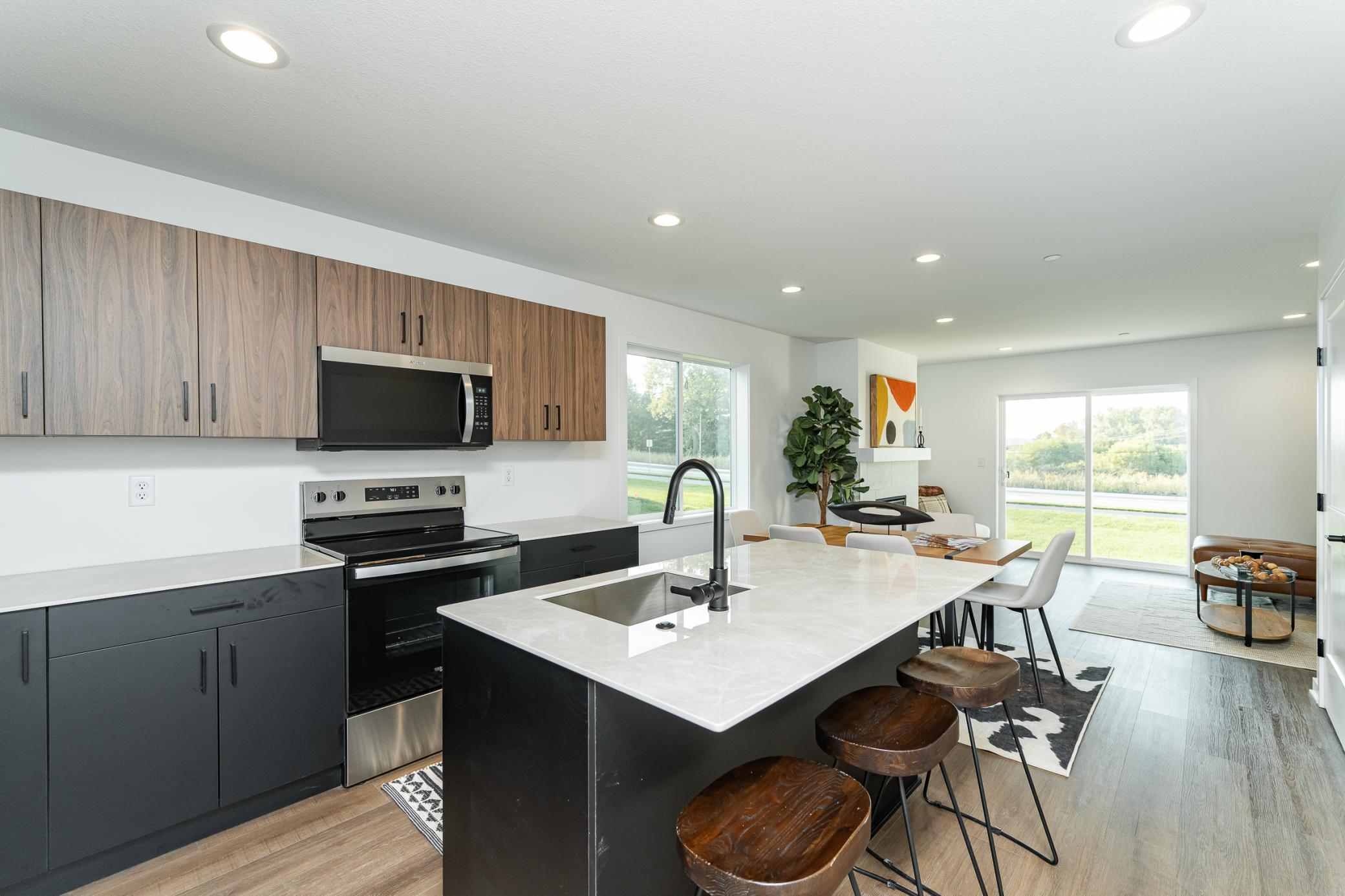 1085 Century Village Lane Northeast Rochester, MN 55906 - Photo 6 of 23