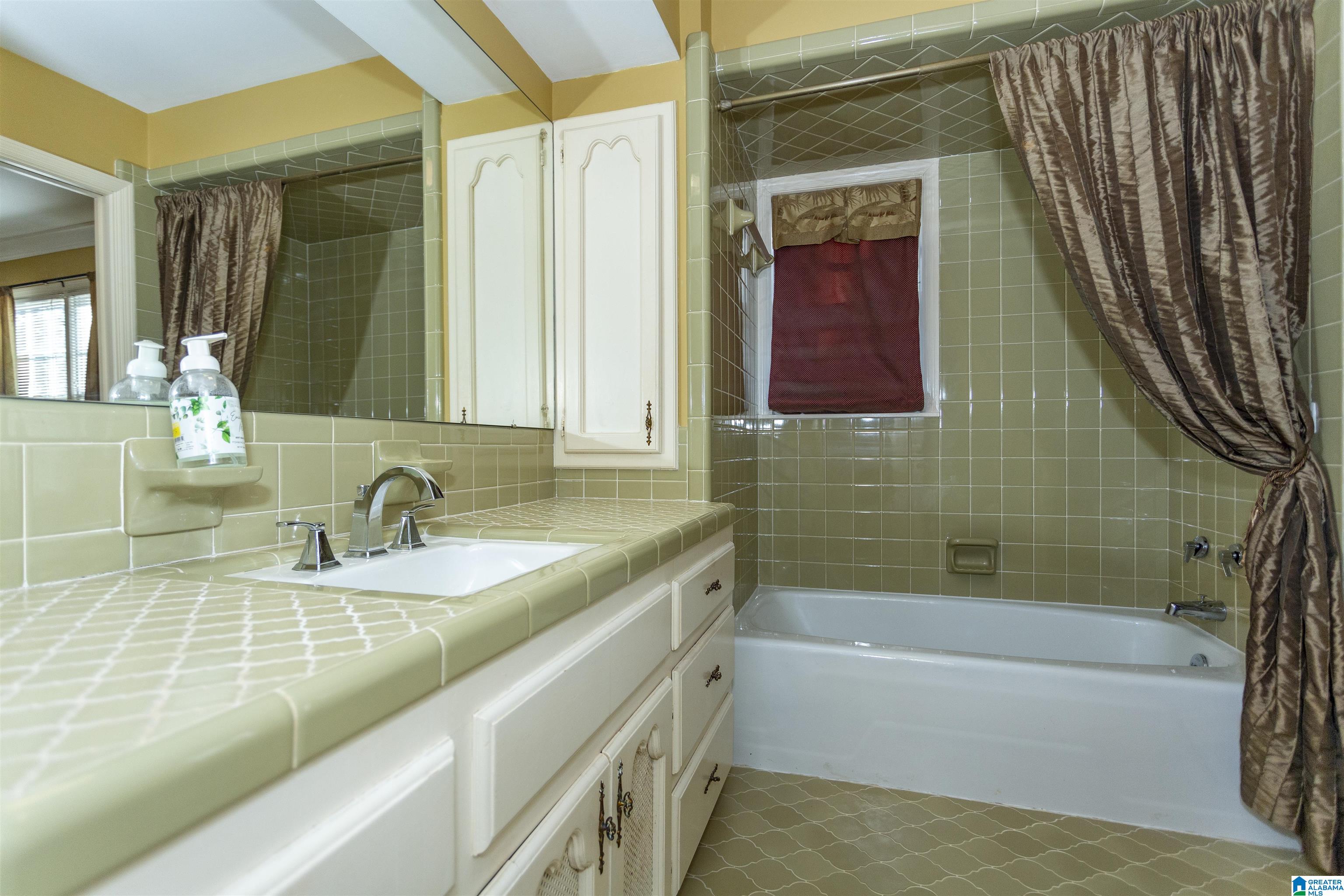 1829 Catala Road Birmingham, AL 35216 - Photo 27 of 49