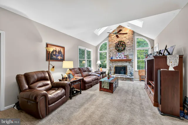 $874,000 | 38 Yarmouth Lane, Downingtown, PA 19335